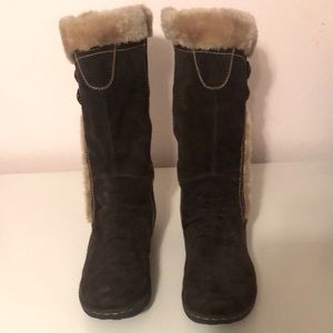 BearTrap brown suede boots, faux fur lined, great condition, very comfor…